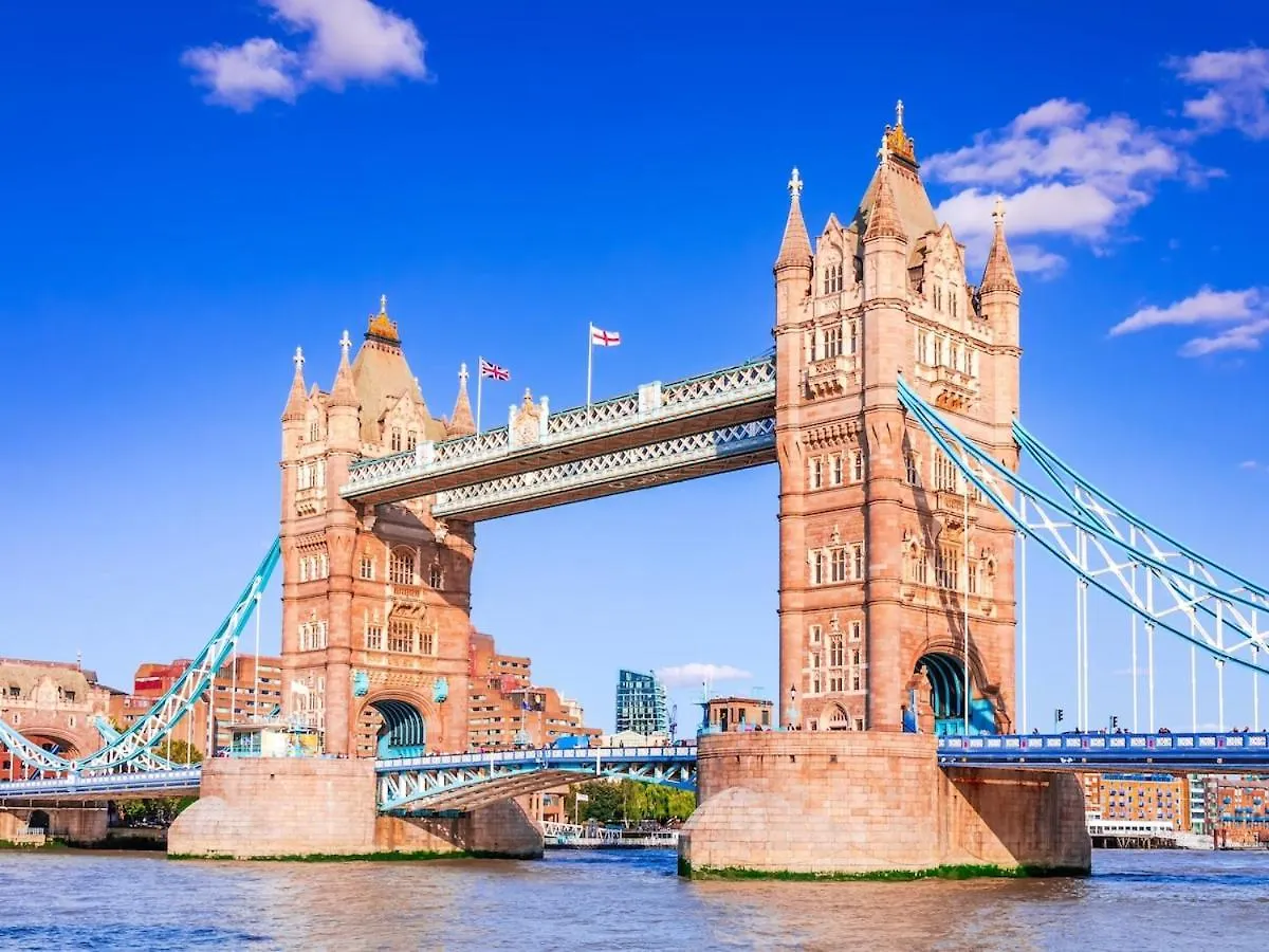 Luxury Flat By Tower Bridge, London - 2 Bedrooms, Free Parking