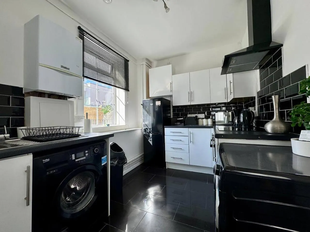Apartment Luxury Flat By Tower Bridge, London - 2 Bedrooms, Free Parking
